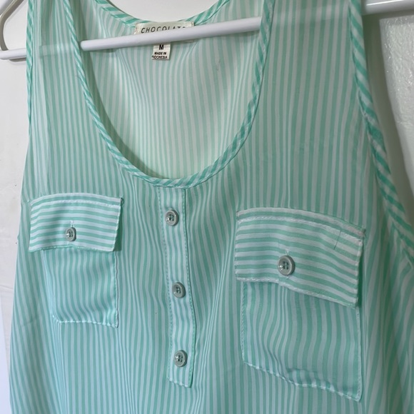 Flowy Tank - Picture 2 of 4